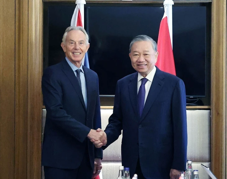 Tổng Bí thư Tô Lâm gặp ông Tony Blair và Chủ tịch Đảng Bảo thủ Anh - Ảnh 1. Tổng Bí thư Tô lâm - Ảnh 1.