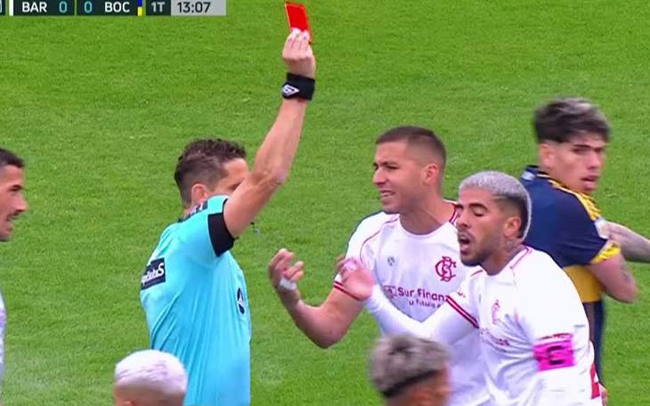 Vinicius hoá trang gây sốt dịp lễ Halloween - Ảnh 3.