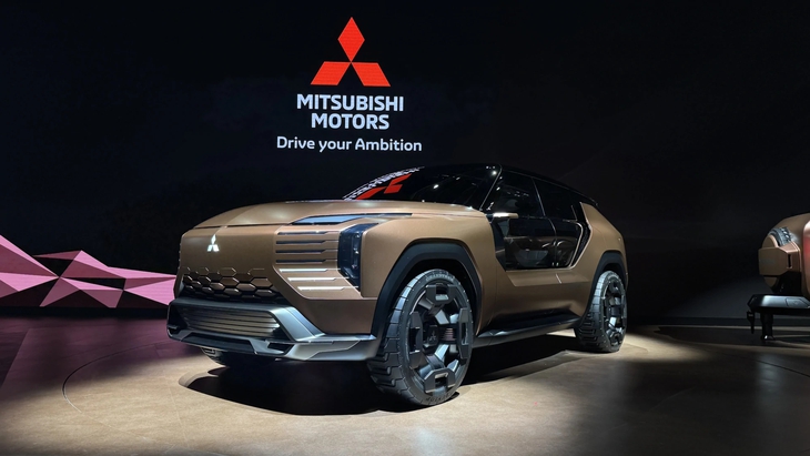 Mitsubishi Pajero Sport - Ảnh 19.