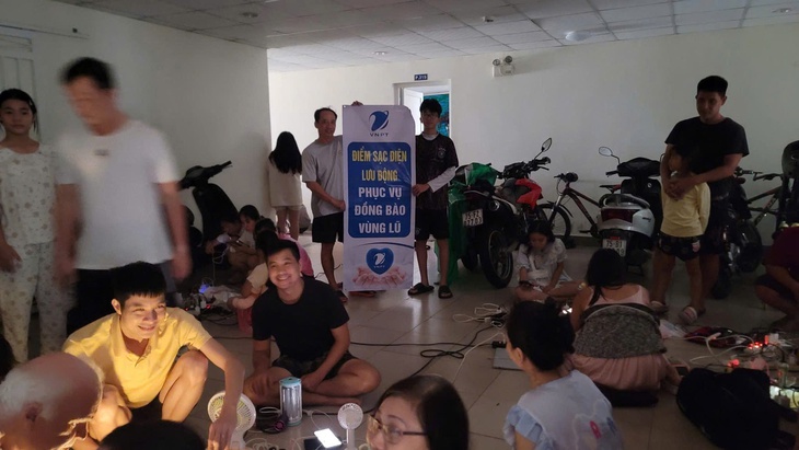 VNPT kết nối những cuộc gọi bình an trong mưa lũ - Ảnh 4. VNPT - Ảnh 4.