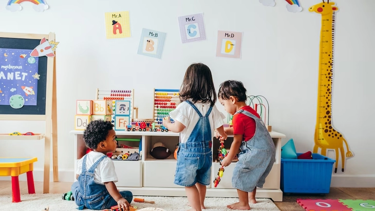 New Mexico trở thành bang đầu tiên của Mỹ cung cấp dịch vụ trông trẻ miễn phí cho người dân - Ảnh 1. New Mexico trở thành bang đầu tiên của Mỹ cung cấp dịch vụ trông trẻ miễn phí - Ảnh 1.