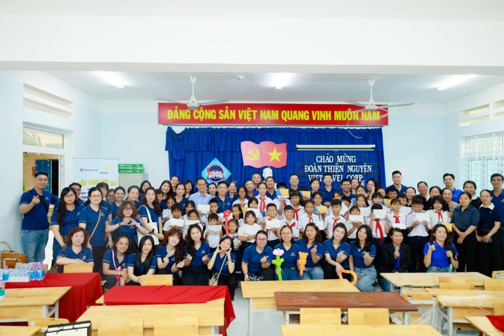 WorldTrans - Ảnh 1.