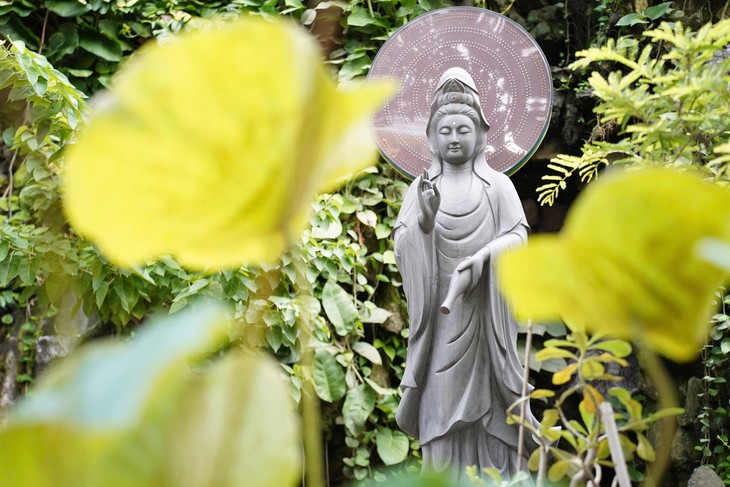 Tiềm năng từ các tour du lịch tâm linh tại TP.HCM - Ảnh 1.