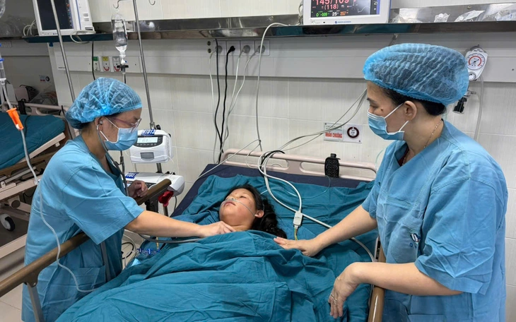 Thấy thương, bà con Hợp tác xã thủy sản Ngọc Linh chết 70 tấn cá tầm vì sạt lở - Ảnh 4.