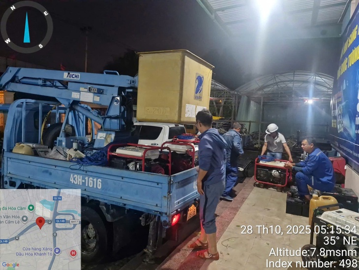 VNPT kết nối những cuộc gọi bình an trong mưa lũ - Ảnh 1. VNPT - Ảnh 1.