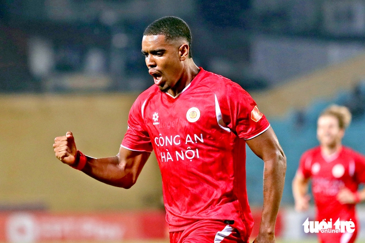 Thắng PVF-CAND, CLB Công An Hà Nội tiếp tục nối dài chuỗi bất bại - Ảnh 1.