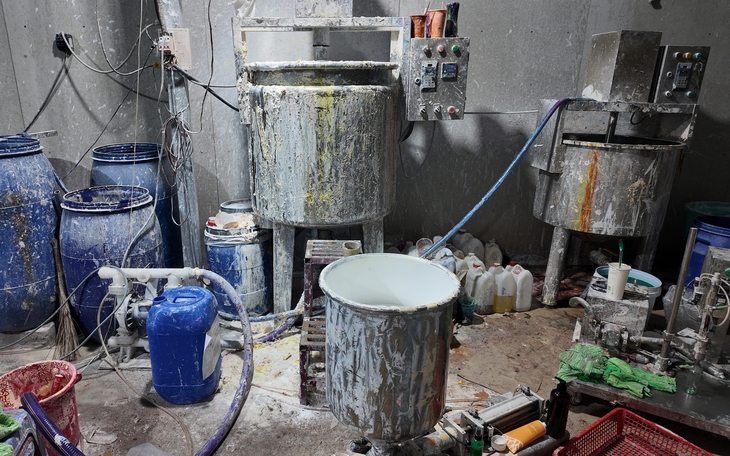 Mỹ phẩm giả 'cày' da mặt người dùng - Ảnh 3.