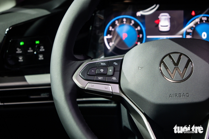 Volkswagen Golf - Ảnh 7.