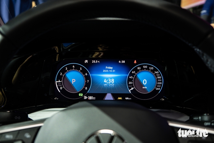 Volkswagen Golf - Ảnh 9.