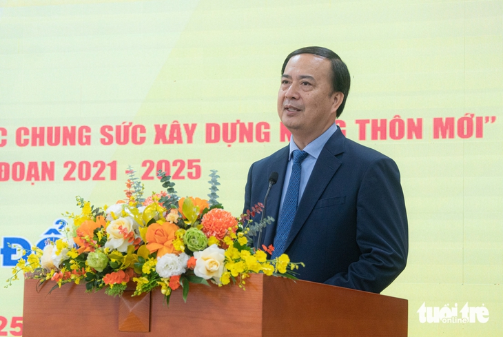 Trao giải cuộc thi viết Dấu chân trên hành trình đổi mới - Ảnh 2.