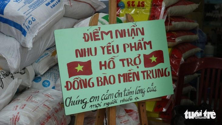 cứu trợ - Ảnh 3.