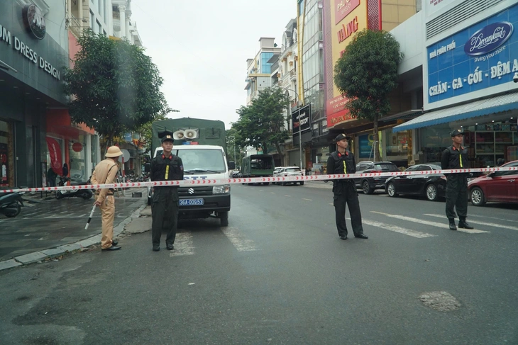 tiệm vàng - Ảnh 4.