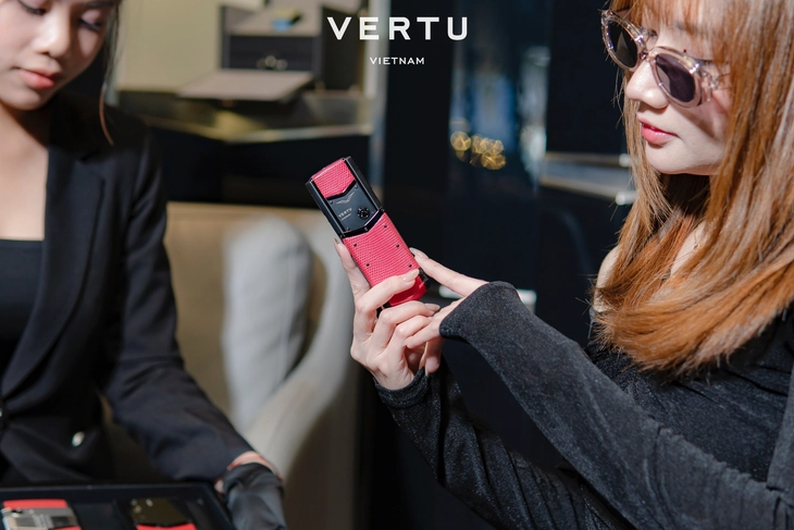 Vertu - Ảnh 2.