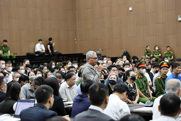 Vụ đánh bạc ở khách sạn Pullman: Các nữ bị cáo đánh bạc vì 'nhàn rỗi, giải trí giết thời gian' - Ảnh 1.