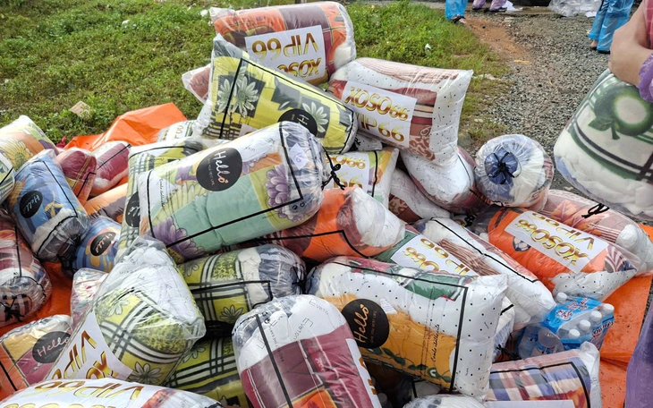 Giả danh đoàn từ thiện để lừa đảo sau mưa lũ ở Huế - Ảnh 2.