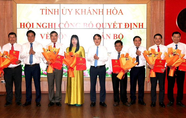 Chánh Thanh tra tỉnh Khánh Hòa làm Bí thư phường Nha Trang - Ảnh 1.