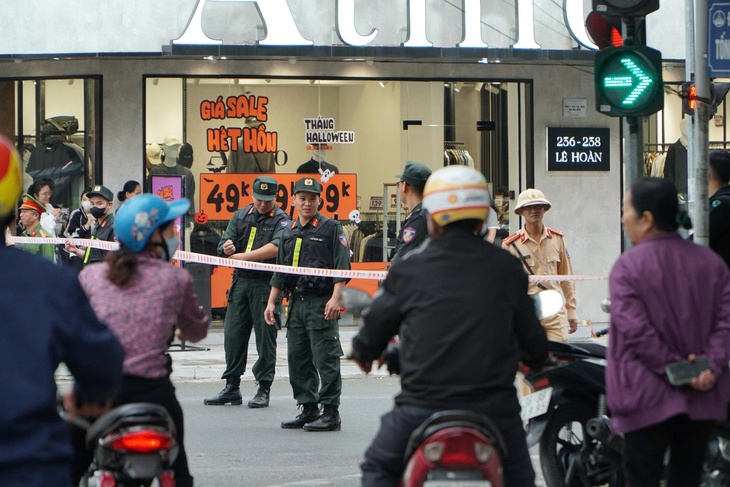 tiệm vàng - Ảnh 3.