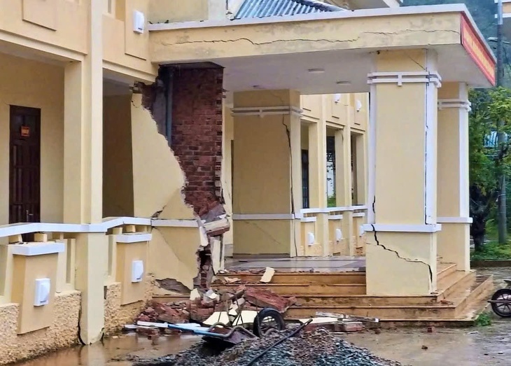 trụ sở xã - Ảnh 1.