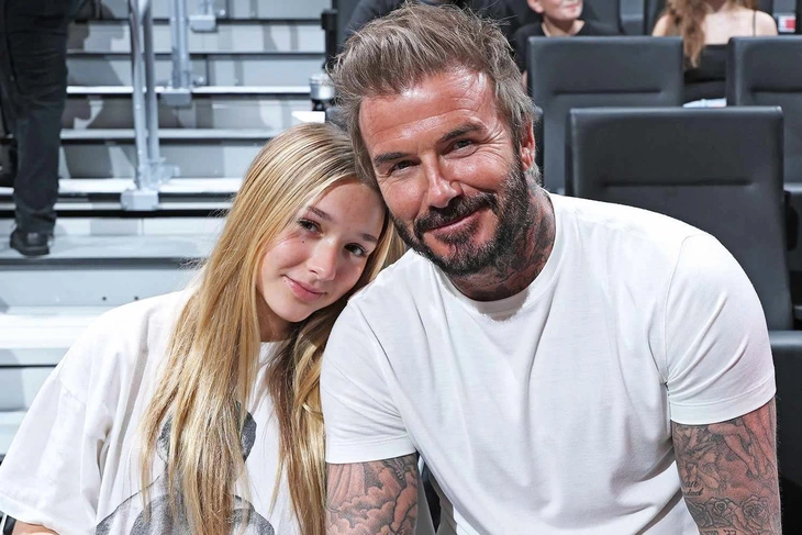 'Công chúa' nhà Beckham gây chú ý với diện mạo xinh đẹp tại Paris Fashion Week - Ảnh 9.