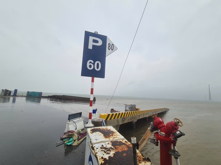 Phòng chống bão Matmo: Hải Phòng, Quảng Ninh ban hành lệnh cấm biển - Ảnh 1.