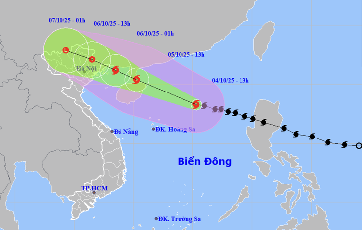 Bão Matmo mạnh lên đầu cấp 12, giật cấp 15, khả năng còn mạnh thêm - Ảnh 2.