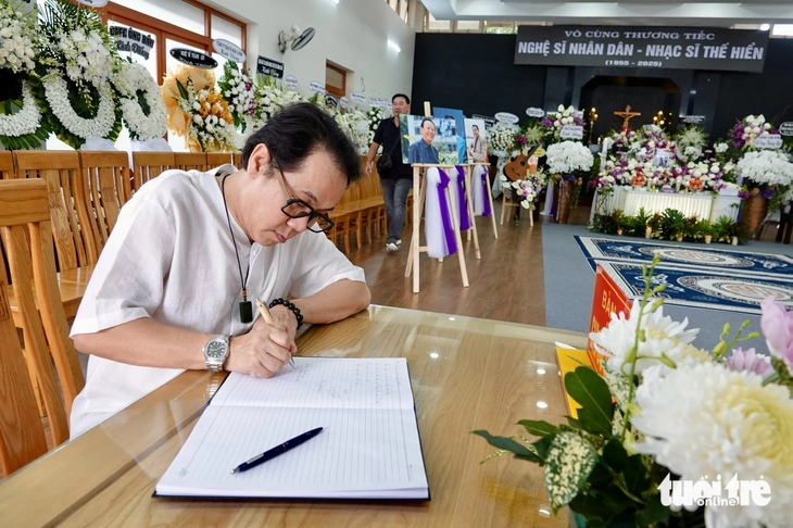 Con gái nhạc sĩ Thế Hiển kể những phút cuối đời của cha - Ảnh 7.