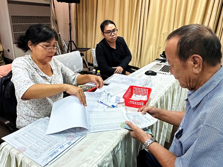 Hà Nội muốn tăng trợ cấp hưu trí xã hội, sau TP.HCM và Quảng Ninh - Ảnh 1.