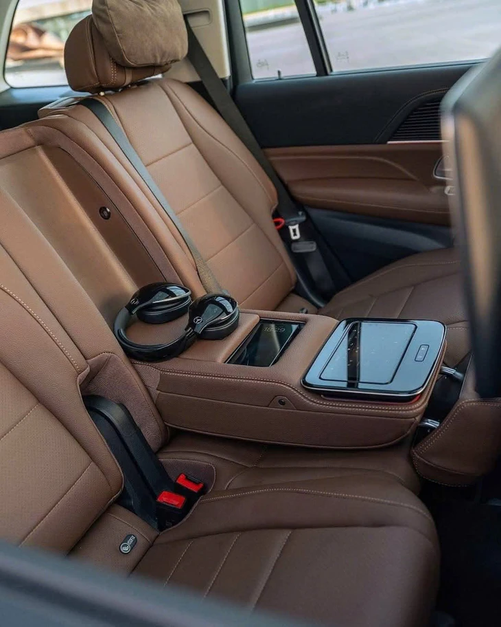 Mercedes-Benz GLS thêm bản làm riêng cho Việt Nam, giá gần 6 tỉ đồng - Ảnh 2.