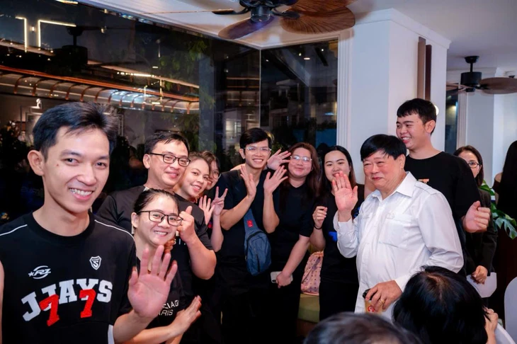 CHAGEE Việt Nam với hành trình 'Ươm mầm nụ cười' - Ảnh 2.
