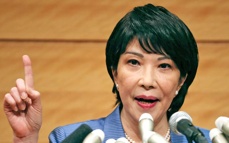 Nhật Bản: Bà Takaichi ăn mừng kỷ nguyên mới, kêu gọi đồng nghiệp 'làm việc như ngựa'  - Ảnh 2.