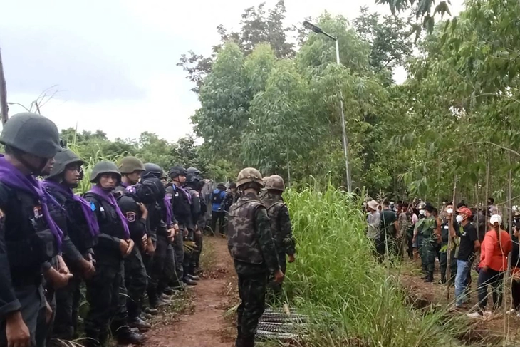 Thái Lan yêu cầu người dân Campuchia rời khỏi biên giới, Phnom Penh lên tiếng - Ảnh 1.