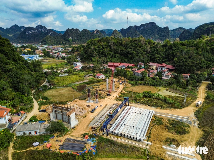 Thủ tướng yêu cầu xác định giải pháp để năm nay đạt tăng trưởng 8,3-8,5% - Ảnh 2.