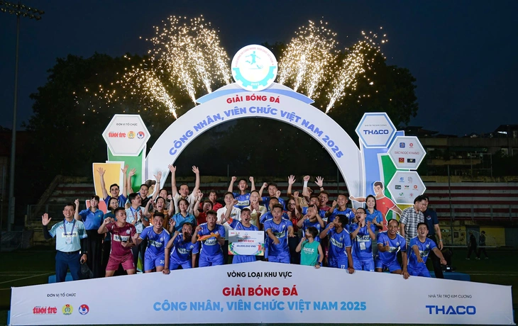 bóng đá công nhân - Ảnh 3.