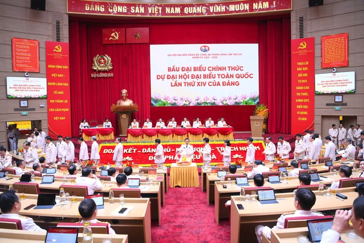 Bế mạc Đại hội đại biểu Đảng bộ Công an Trung ương lần thứ VIII - Ảnh 5.