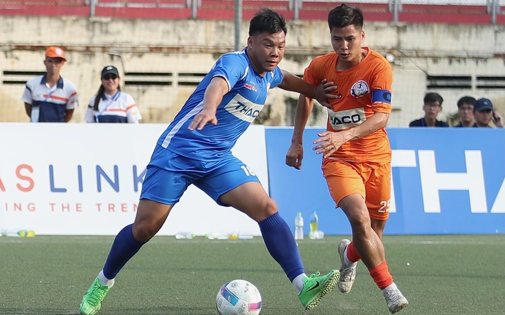 Trọng tài V-League 'thét ra lửa' ở chung kết vòng loại Giải công nhân, viên chức Việt Nam 2025 - Ảnh 10.