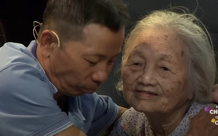 Đứa trẻ gãy tay bị bỏ rơi trong Như chưa hề có cuộc chia ly: quá sức tưởng tượng! - Ảnh 3.