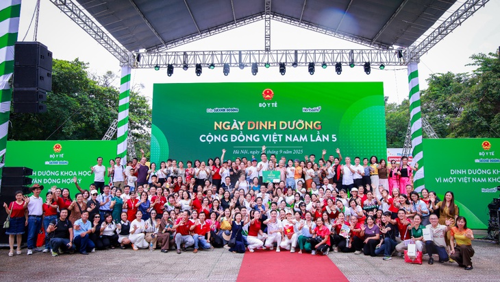 'Ngày Dinh dưỡng cộng đồng Việt Nam': Hơn 1.350 lượt người được khám, tư vấn dinh dưỡng miễn phí - Ảnh 1.