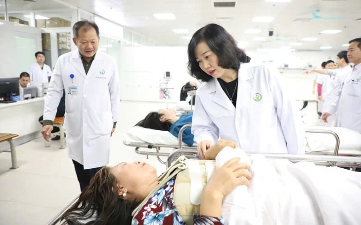 Bộ Chính trị, Ban Bí thư: Đánh giá, sử dụng cán bộ minh bạch, 'có vào, có ra, có lên, có xuống' - Ảnh 3.
