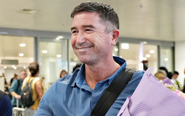 HLV Harry Kewell: - Ảnh 2.