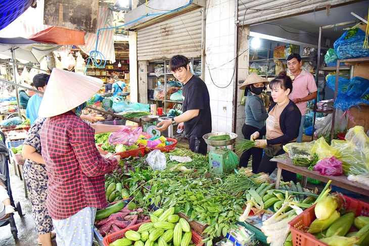 Ngưỡng doanh thu chịu thuế quá thấp! - Ảnh 3.