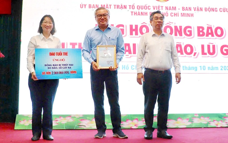 Quà cứu trợ: cần và đủ - Ảnh 2.