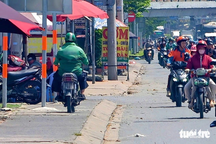 chạy ngược chiều - Ảnh 8.