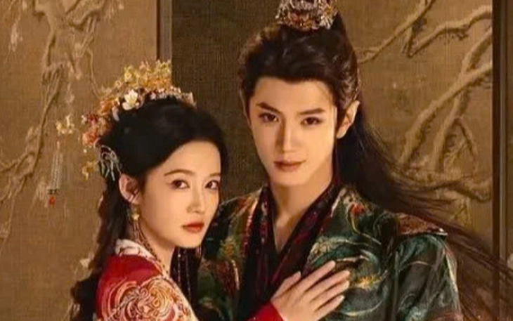 Thiên Địa Kiếm Tâm bùng nổ, tạo hình tóc bạc của Thành Nghị như bước ra từ anime - Ảnh 4.