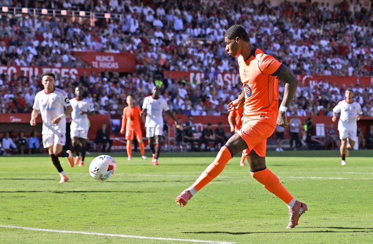 Chiến lược truyền thông của La Liga khi trao giải cầu thủ hay nhất trận cho Rashford? - Ảnh 1.