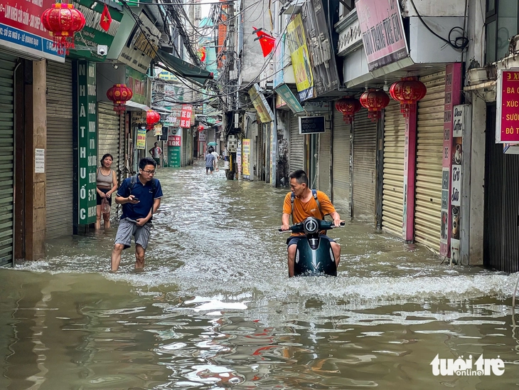 ngập sâu - Ảnh 16.