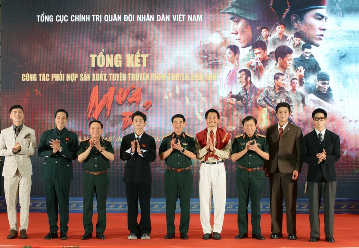 Mưa đỏ - Ảnh 2.