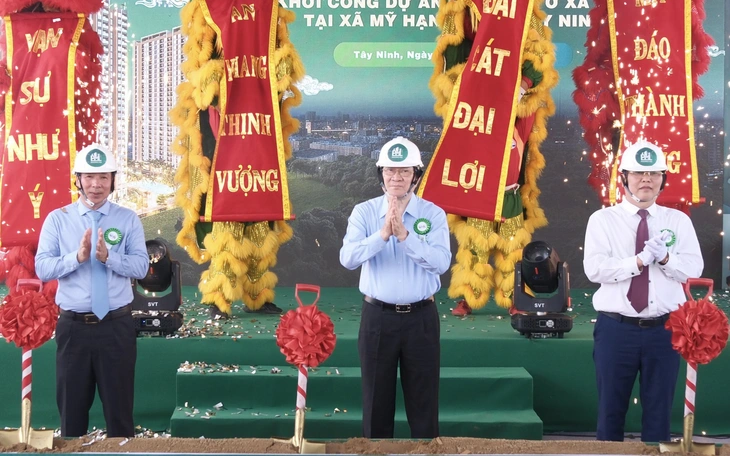 Tây Ninh khởi công dự án 18 chung cư cao tầng cho 10.000 dân ở khu công nghiệp giáp ranh TP.HCM - Ảnh 2.