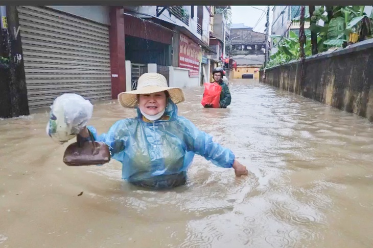 Nước sông Cầu dâng nhanh, nguy cơ vượt lũ lịch sử - Ảnh 3.