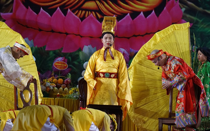 Đưa dê, khỉ, lợn, ngỗng làm xiếc trong vở diễn về Phật hoàng Trần Nhân Tông - Ảnh 5.