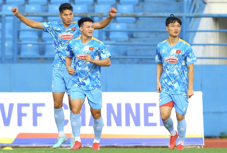 Kim Sang Sik - Ảnh 1.
